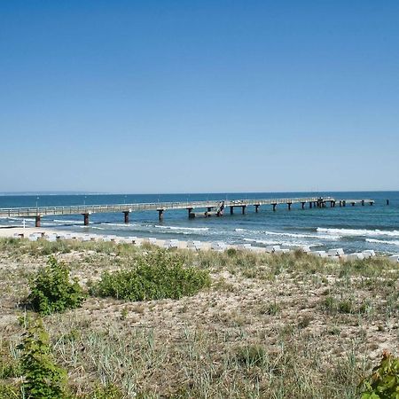Nah Am Meer, Ruhige Lage, Gratis Nutzung Vom Ahoi Erlebnisbad Und Sauna In Sellin - Haus Inselblick Fewo 01 Goehren  Eksteriør bilde
