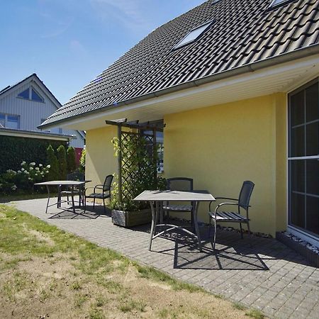 Nah Am Meer, Ruhige Lage, Gratis Nutzung Vom Ahoi Erlebnisbad Und Sauna In Sellin - Haus Inselblick Fewo 01 Goehren  Eksteriør bilde