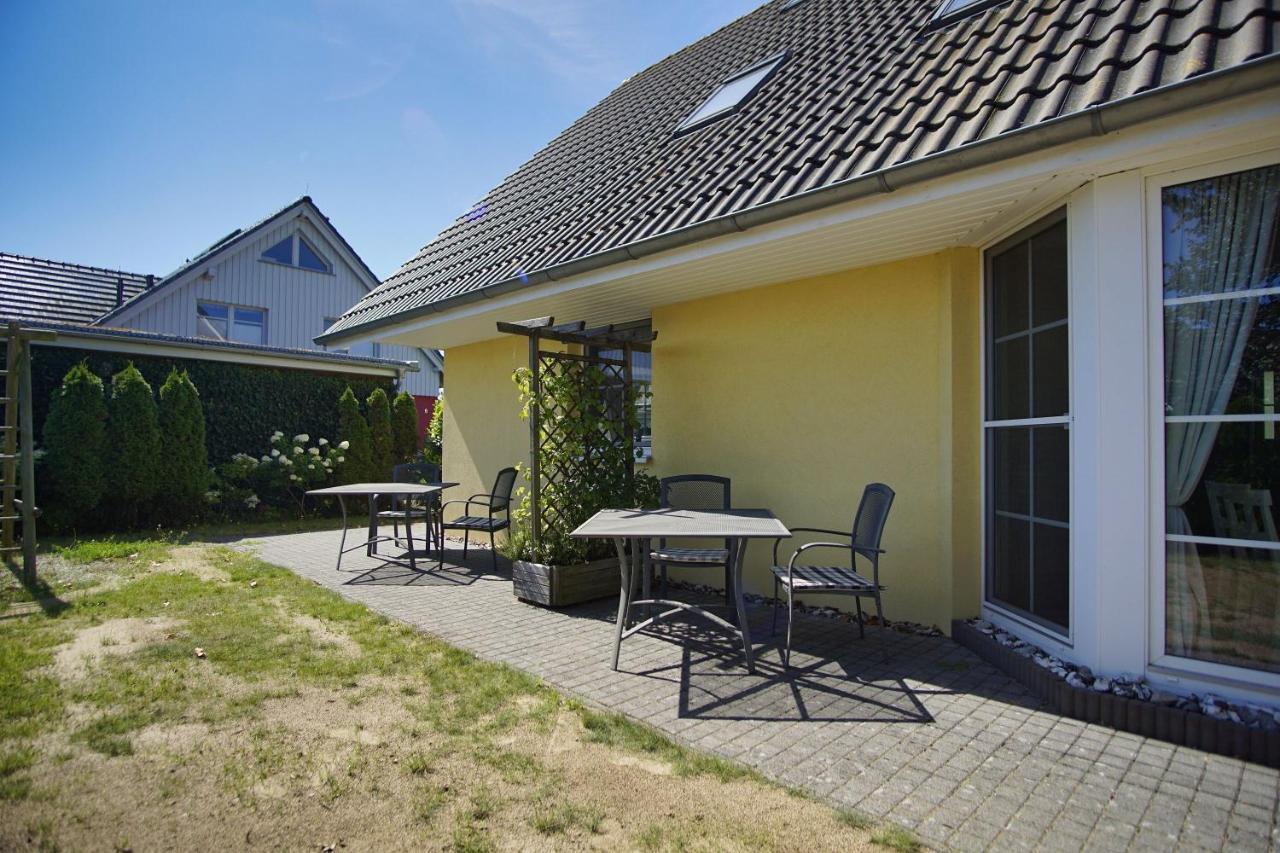 Nah Am Meer, Ruhige Lage, Gratis Nutzung Vom Ahoi Erlebnisbad Und Sauna In Sellin - Haus Inselblick Fewo 01 Goehren  Eksteriør bilde